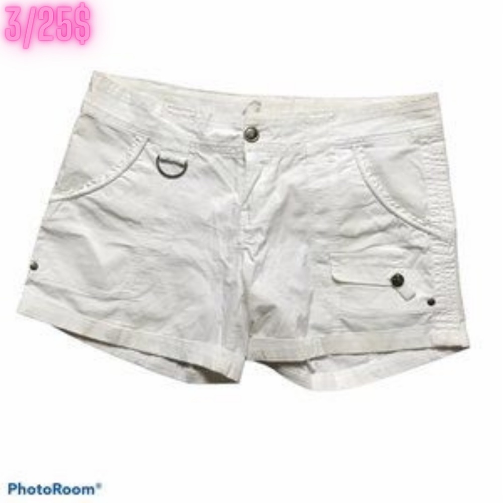 Colori - White Short - 3/25$
